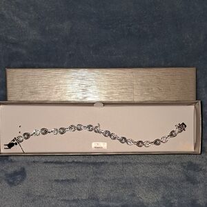 Sophisticated Silver Bracelet with Circular Elements